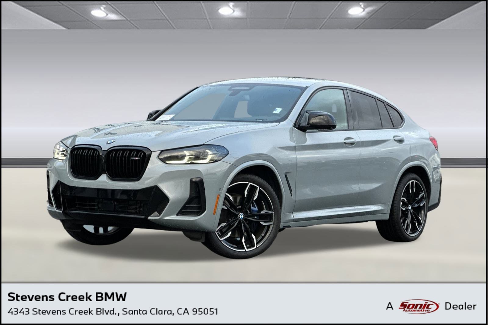 2022 BMW X4 M40i's photo