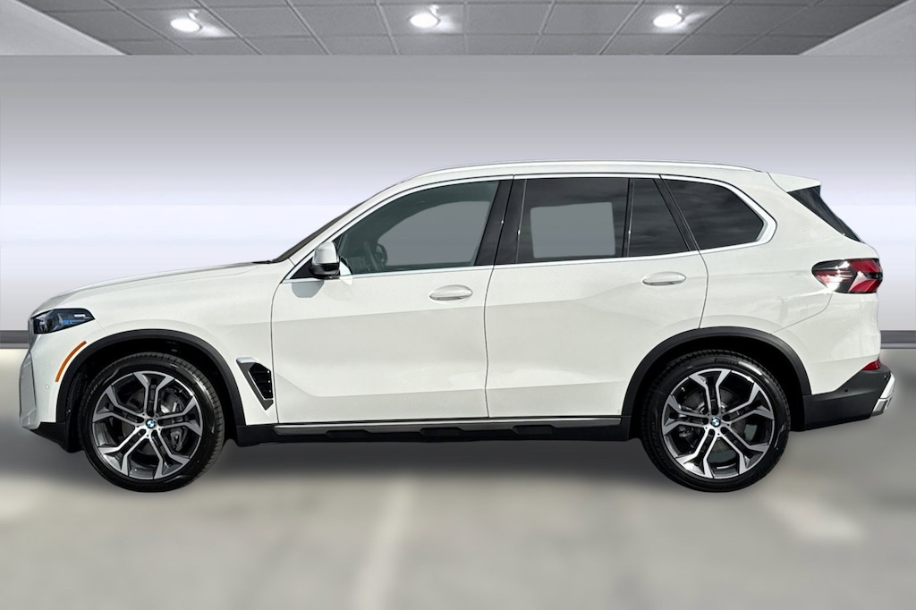 New 2026 BMW X5 xDrive40i SUV