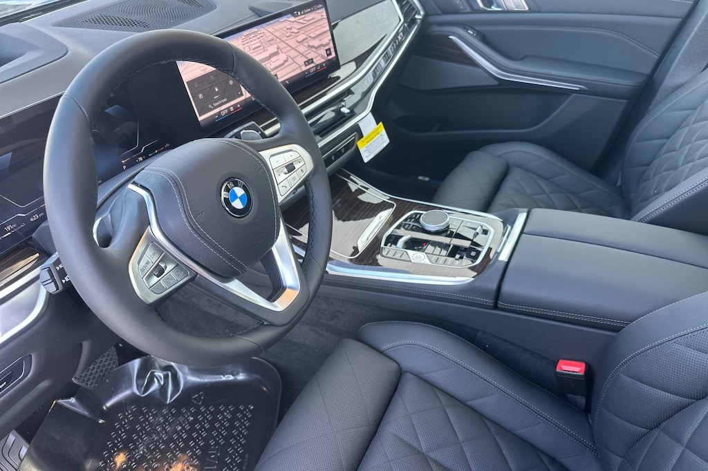 New 2027 BMW X7 xDrive40i SUV