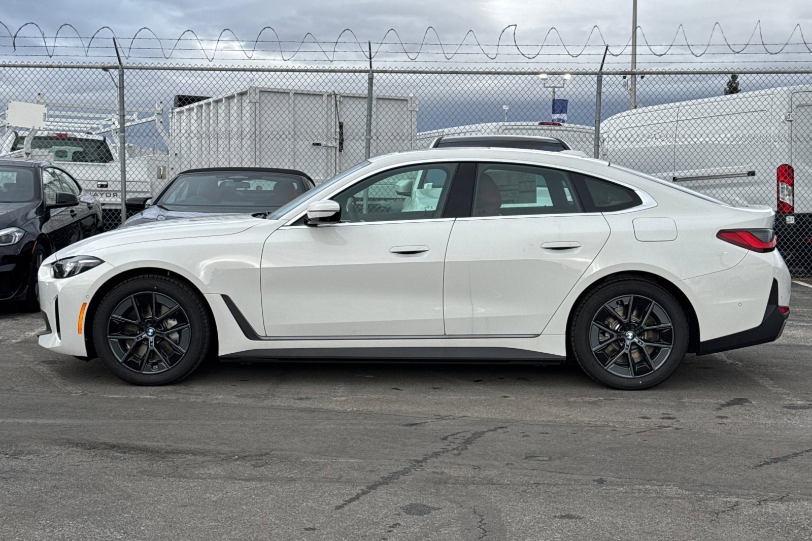 2025 Bmw i4 eDrive40 photo 2