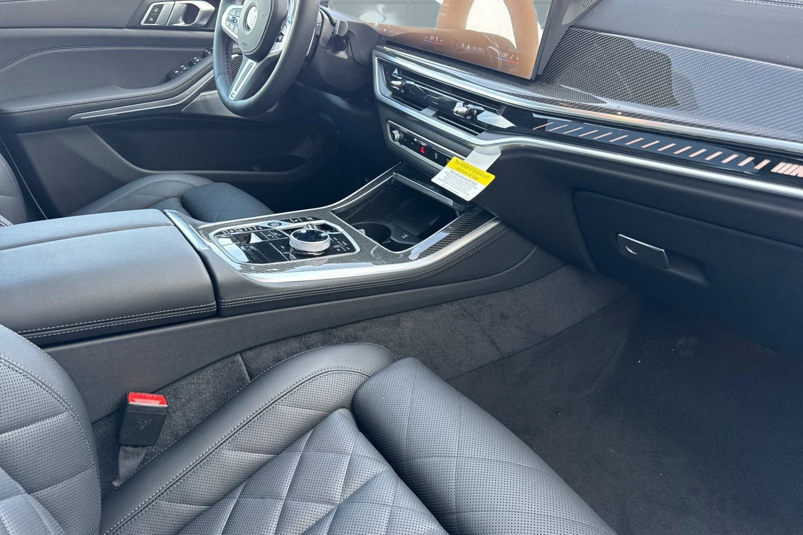 2026 BMW X5 M60i - Photo 27