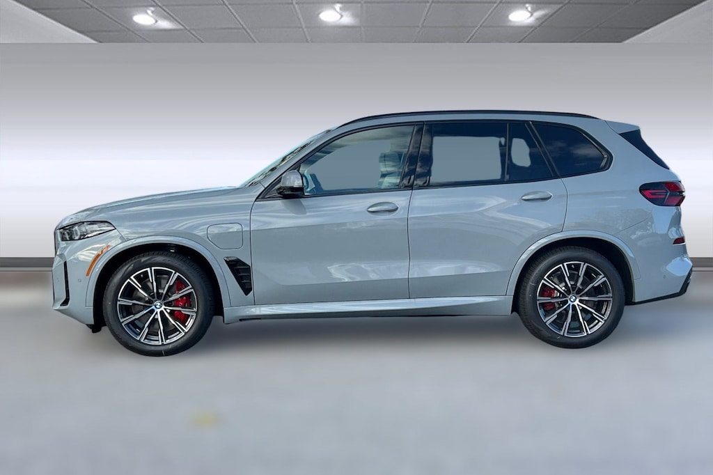 New 2026 BMW X5 PHEV xDrive50e SUV