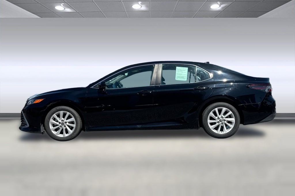 Used 2022 Toyota Camry LE Sedan
