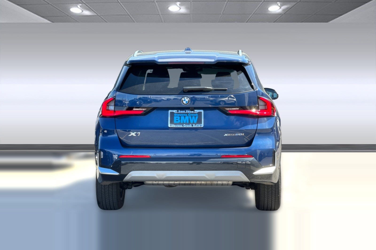 2025 BMW X1 28i - Photo 9