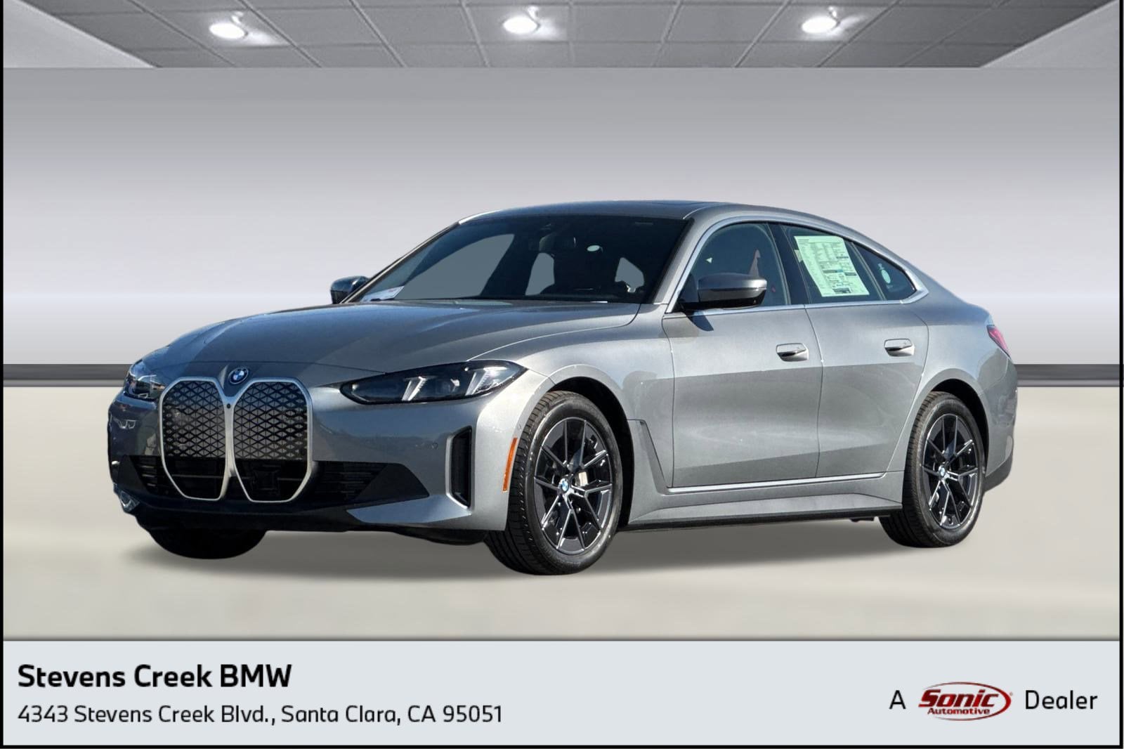 2025 BMW i4 40's photo