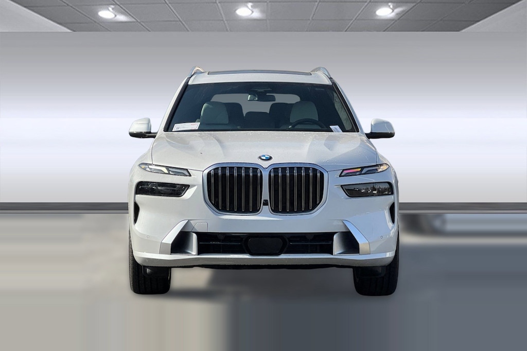 New 2026 BMW X7 xDrive40i SUV
