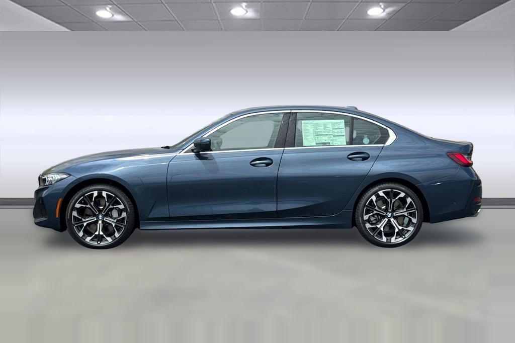 New 2026 BMW 330i Sedan