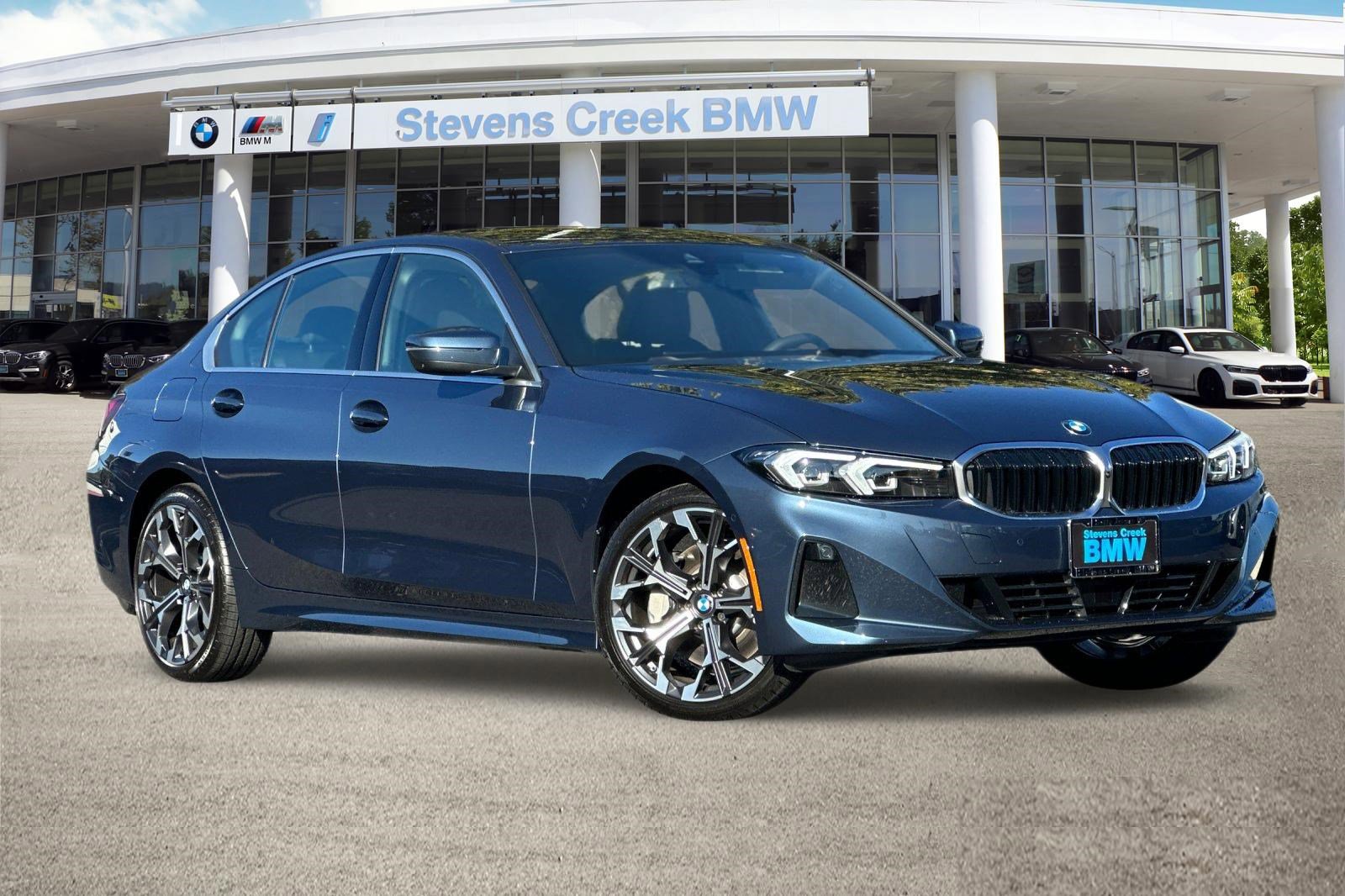 2025 Bmw 330i photo 2