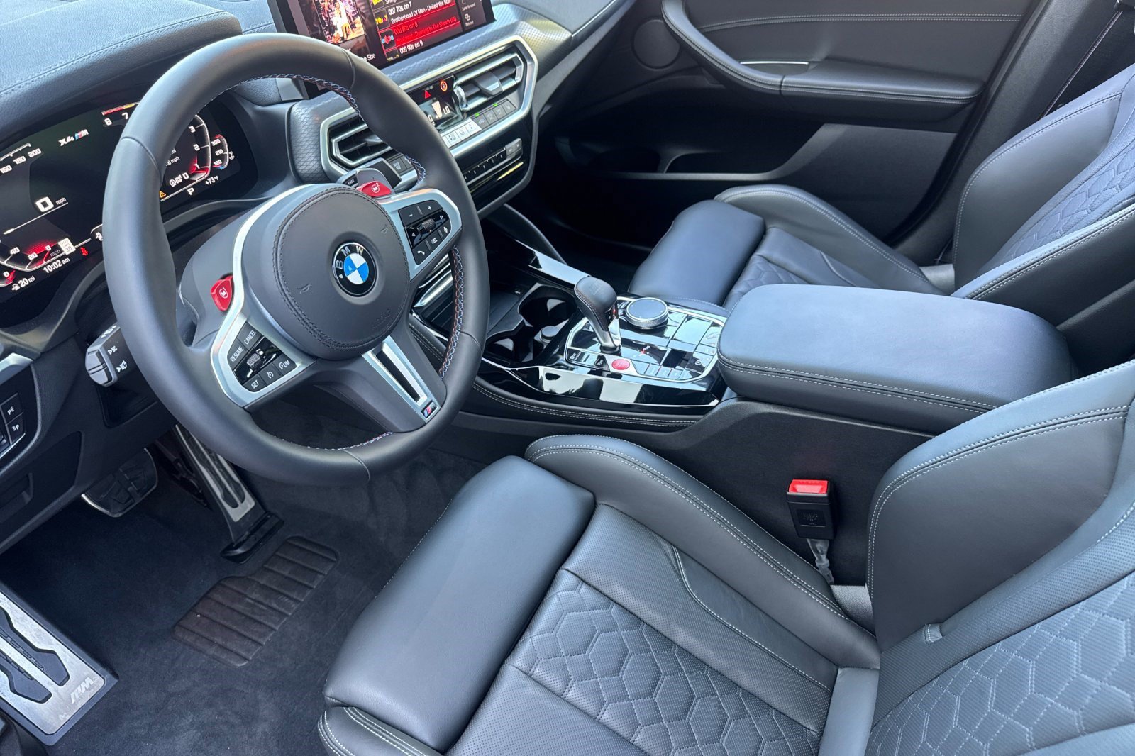 X4 M SUV