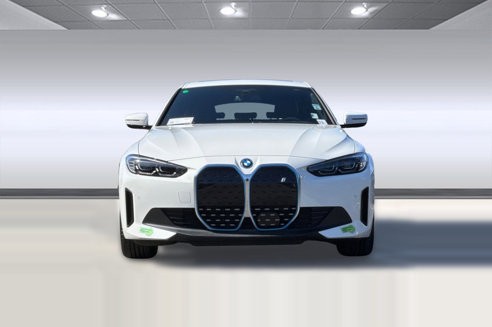 2023 BMW i4 eDrive35 photo 4