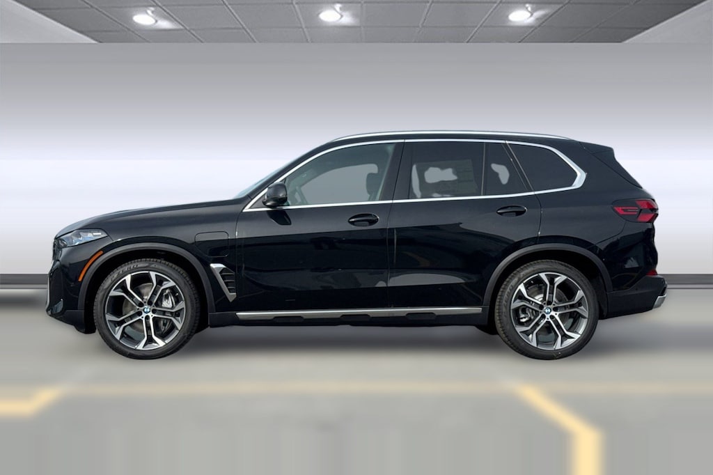 New 2026 BMW X5 PHEV xDrive50e SUV