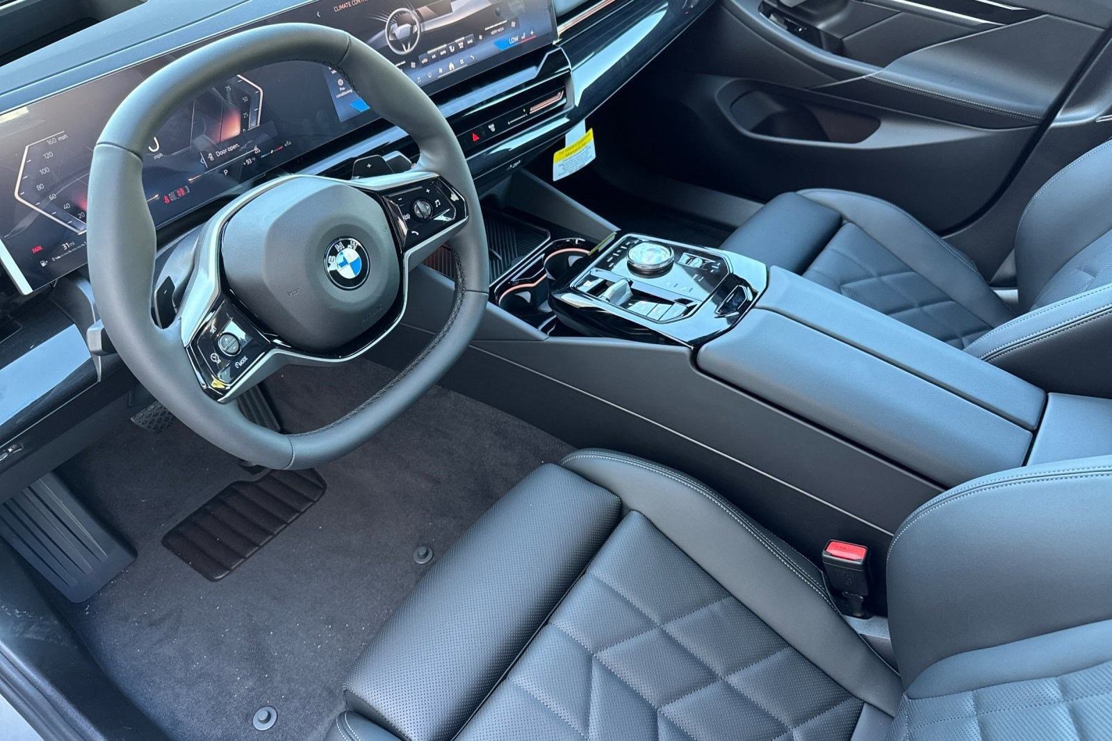 2026 Bmw 530i photo 3