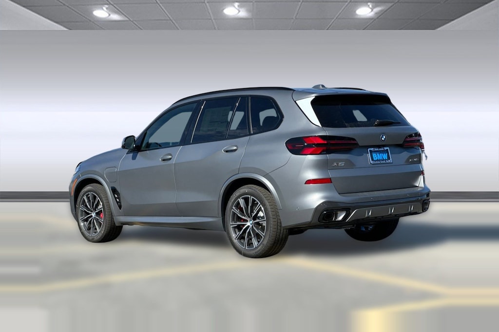 New 2026 BMW X5 PHEV xDrive50e SUV