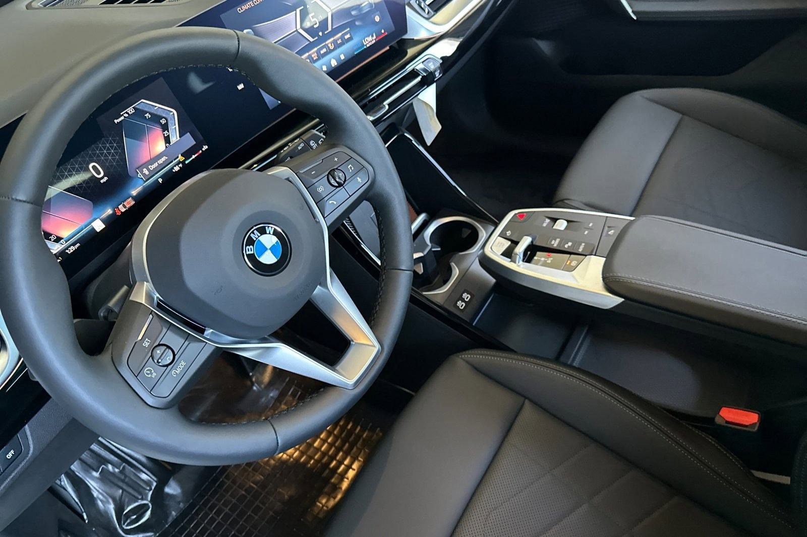 2025 Bmw X1 XDrive28i photo 4
