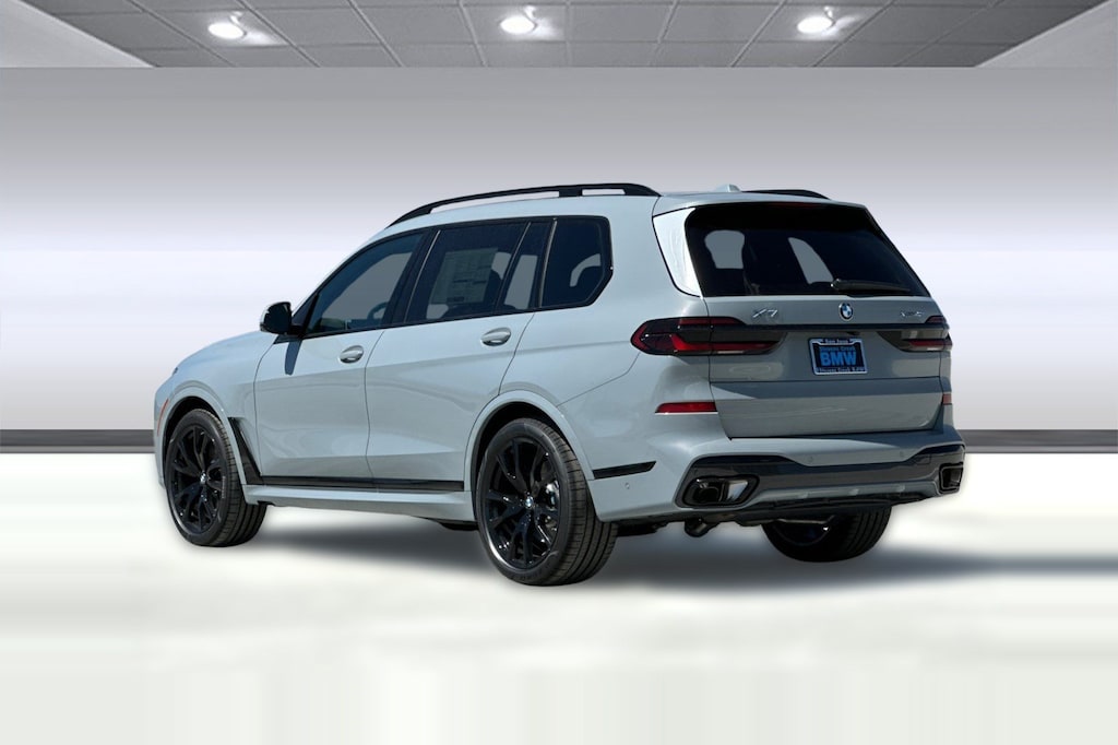 New 2027 BMW X7 xDrive40i SUV