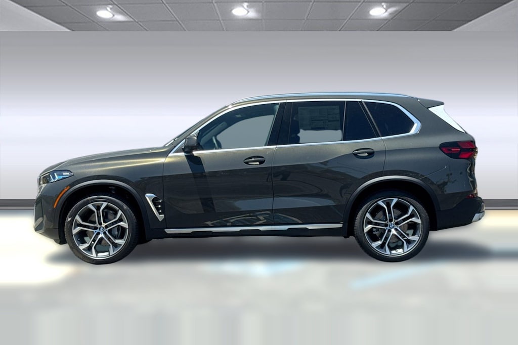 New 2026 BMW X5 xDrive40i SUV