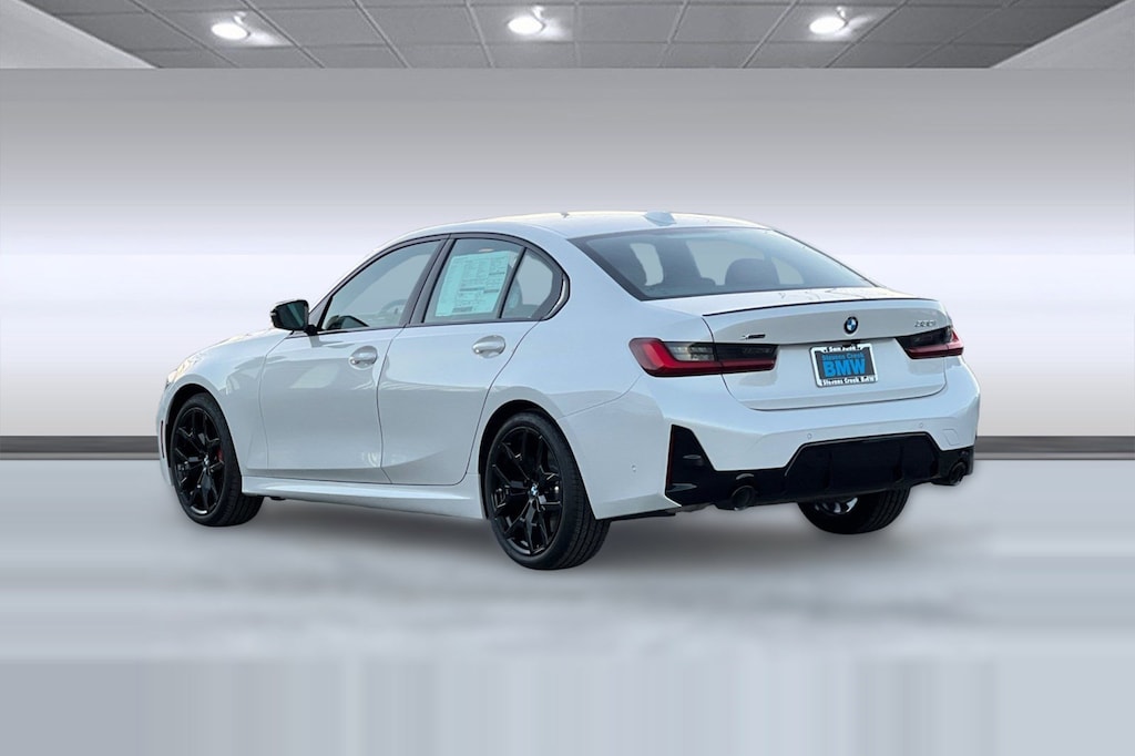 New 2026 BMW 330i xDrive Sedan