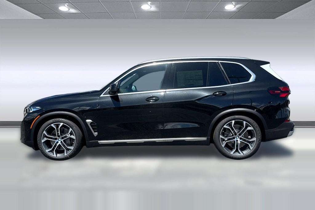New 2026 BMW X5 PHEV xDrive50e SUV