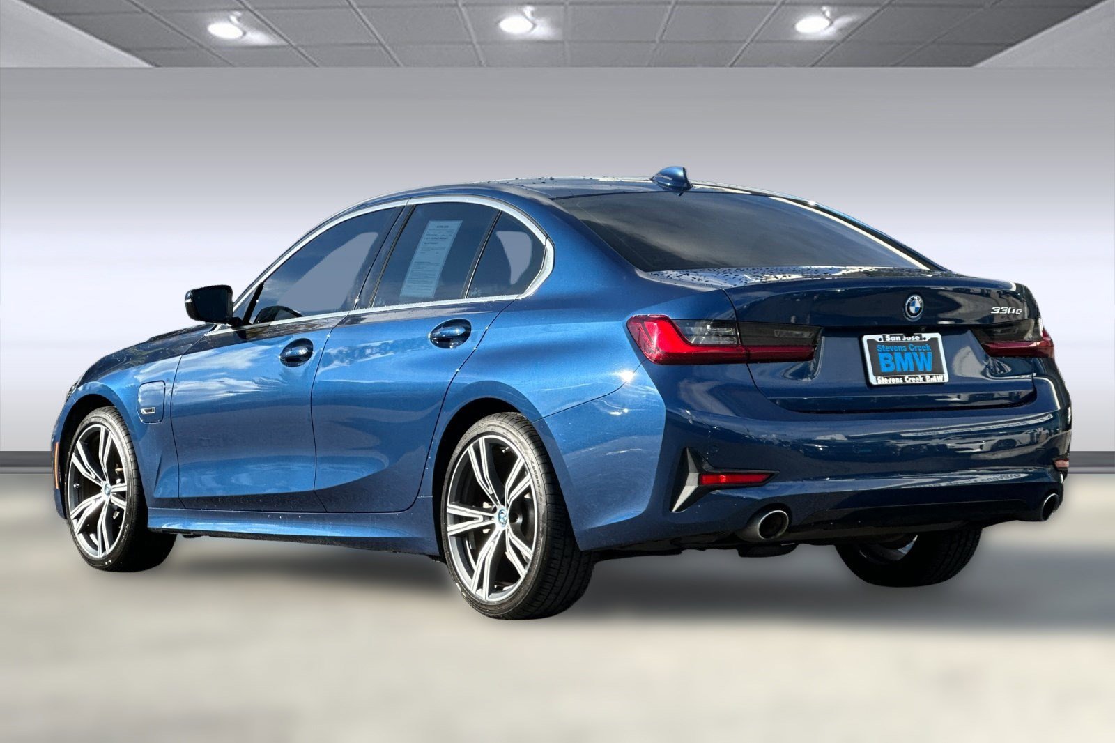 2022 Bmw 330e Sedan photo 3