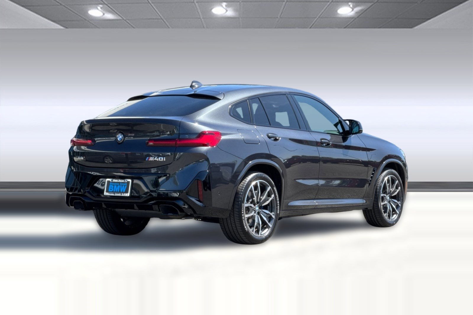 2023 BMW X4 M40i photo 3