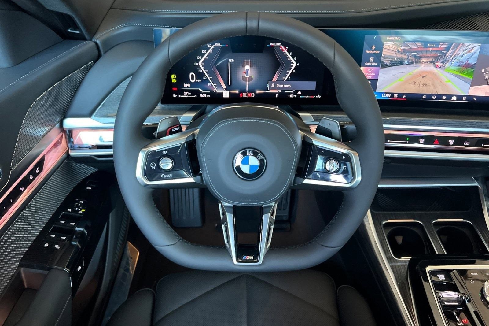 2025 BMW 7 Series 740i - Photo 17