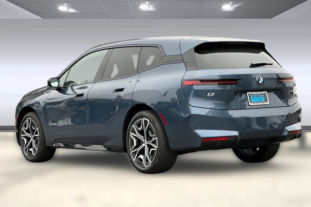 New 2026 BMW iX xDrive60 SUV