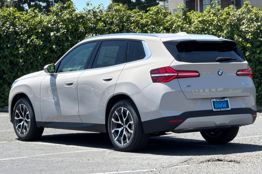 New 2026 BMW X3 30 xDrive SUV