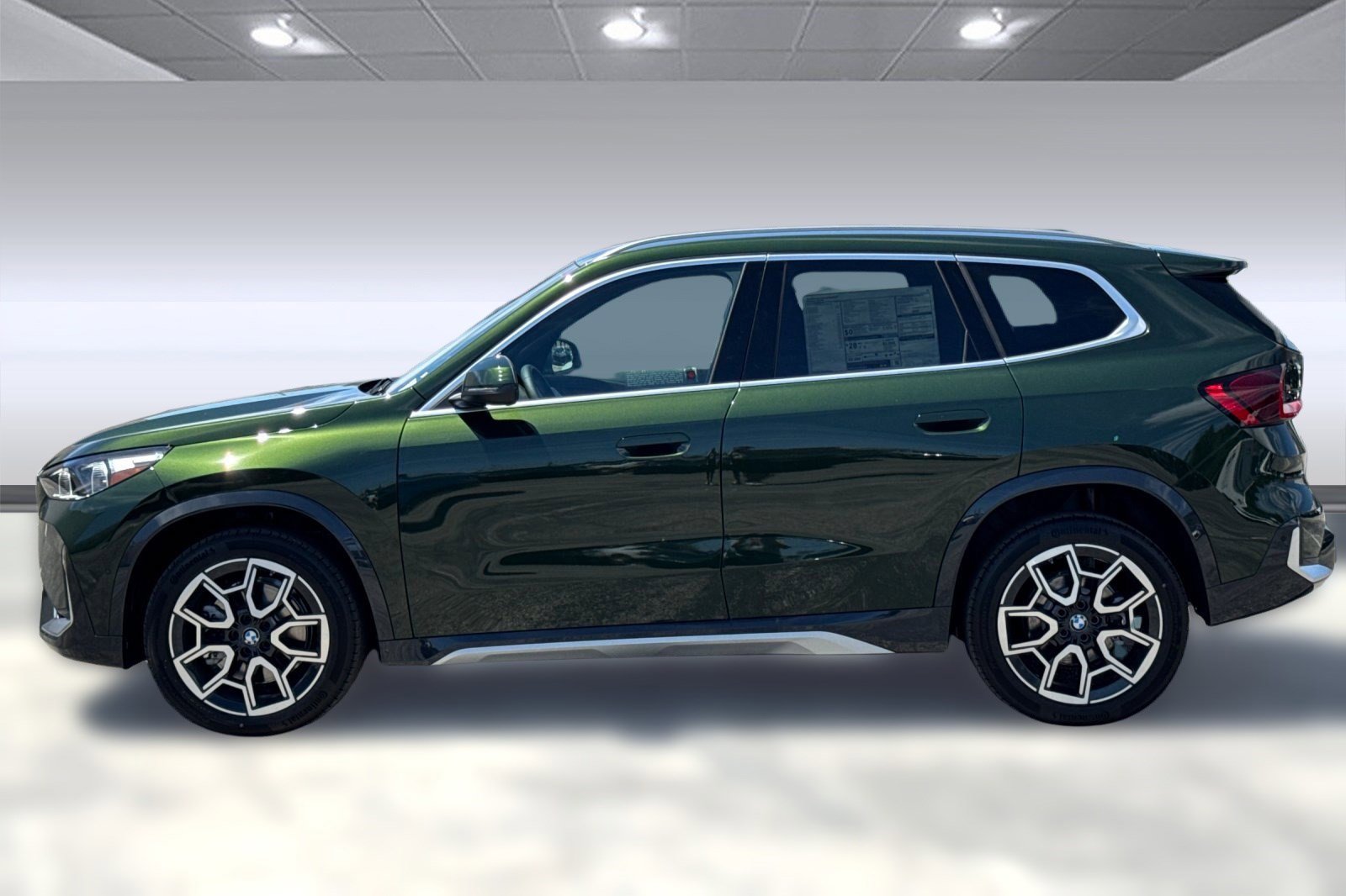 2025 Bmw X1 XDrive28i photo 2