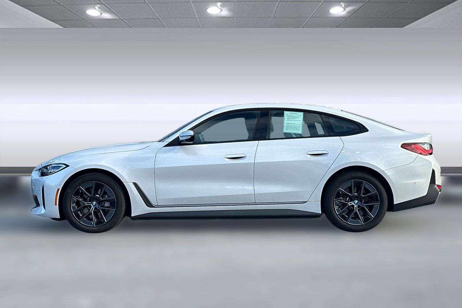 2023 Bmw i4 eDrive40 photo 2