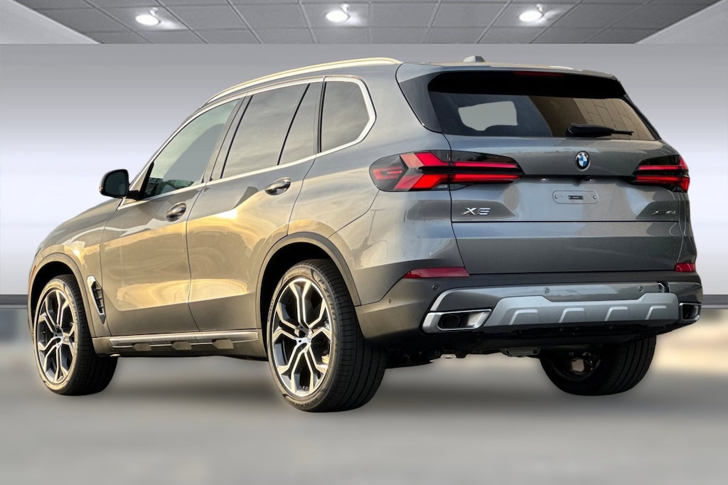 New 2026 BMW X5 xDrive40i SUV