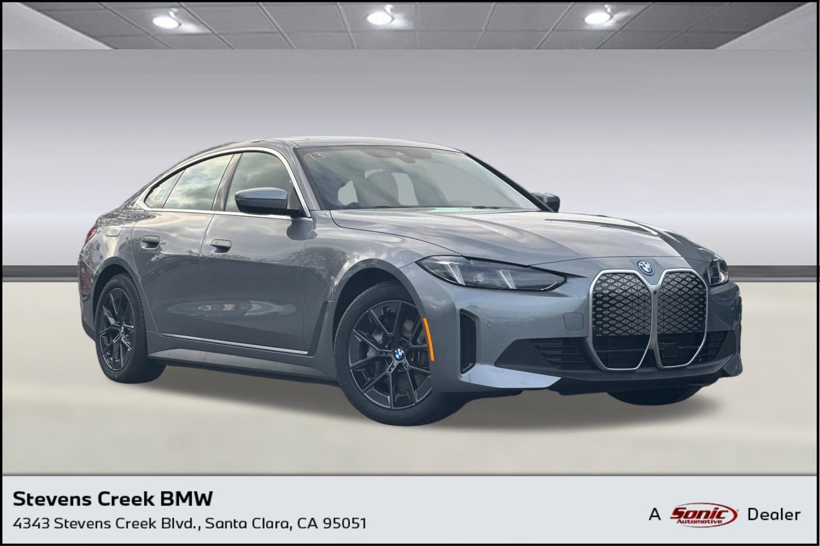 2025 BMW i4 40's photo