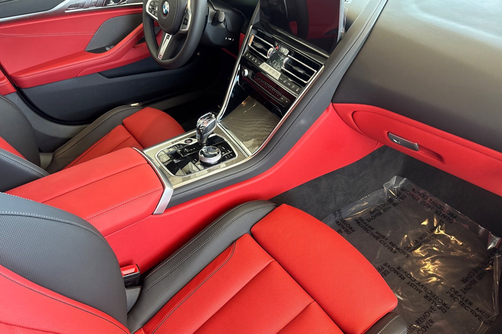 2026 BMW 8 Series 840i - Photo 24