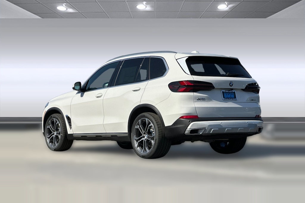 New 2026 BMW X5 xDrive40i SUV