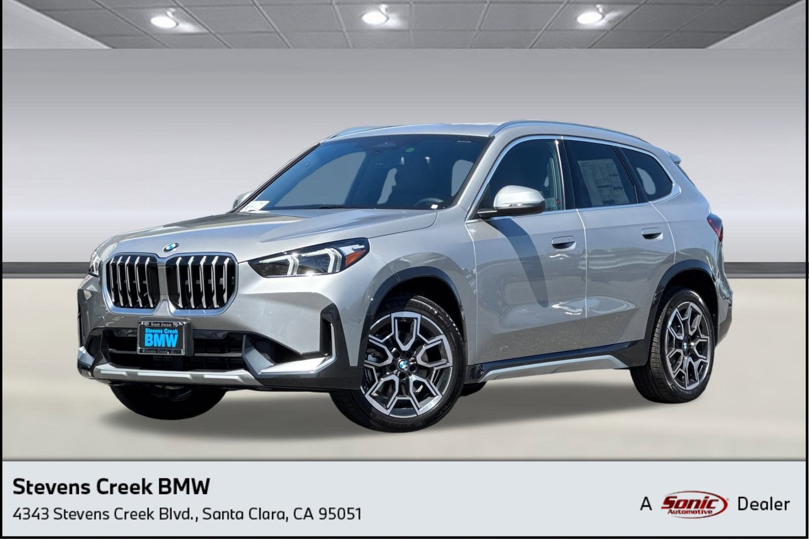 2025 BMW X1 28i's photo