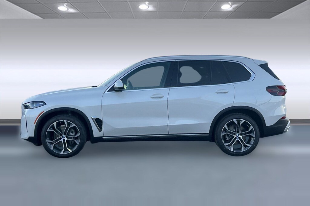 New 2026 BMW X5 xDrive40i SUV