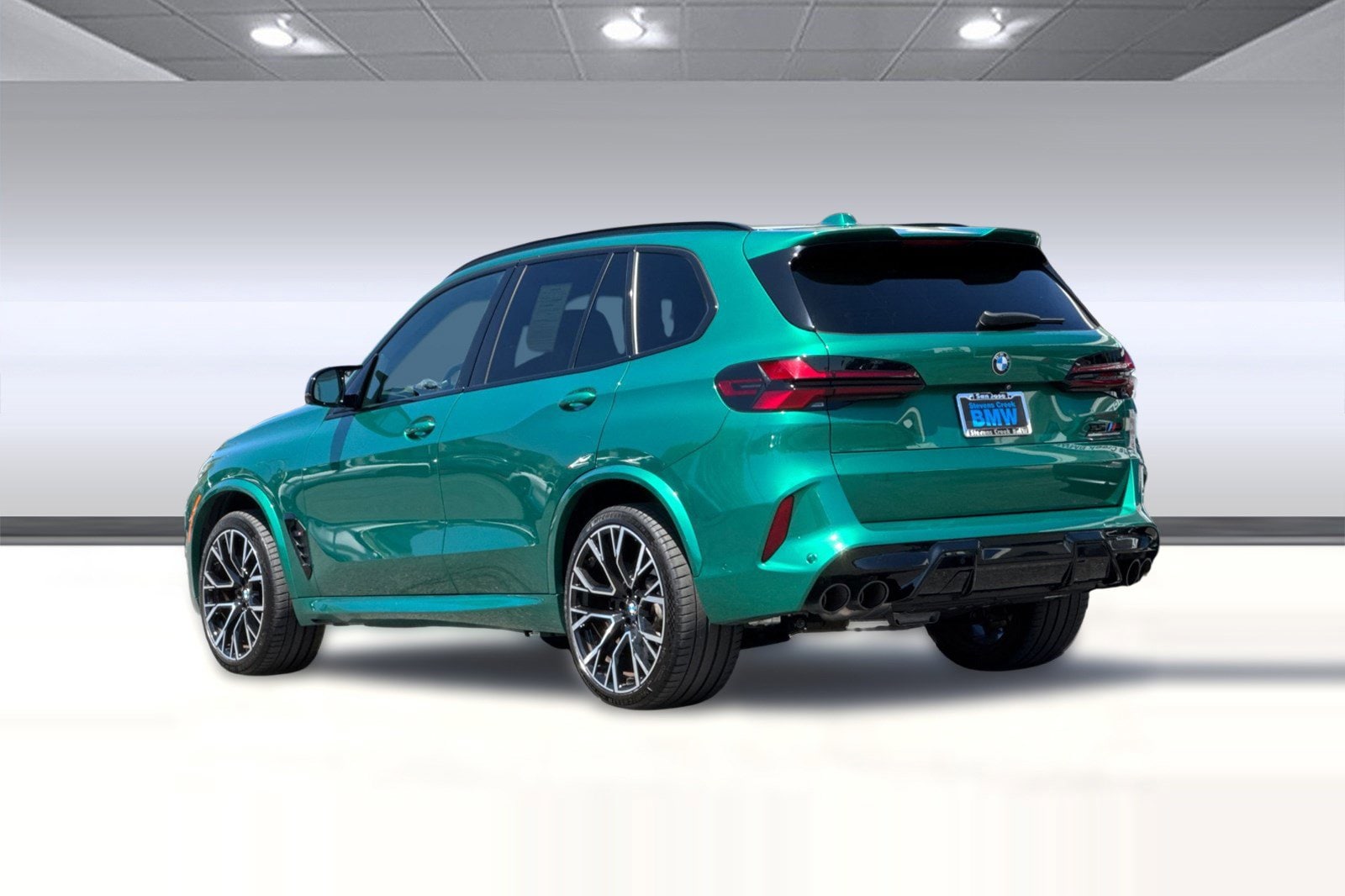 2024 BMW X5 M Competition photo 2