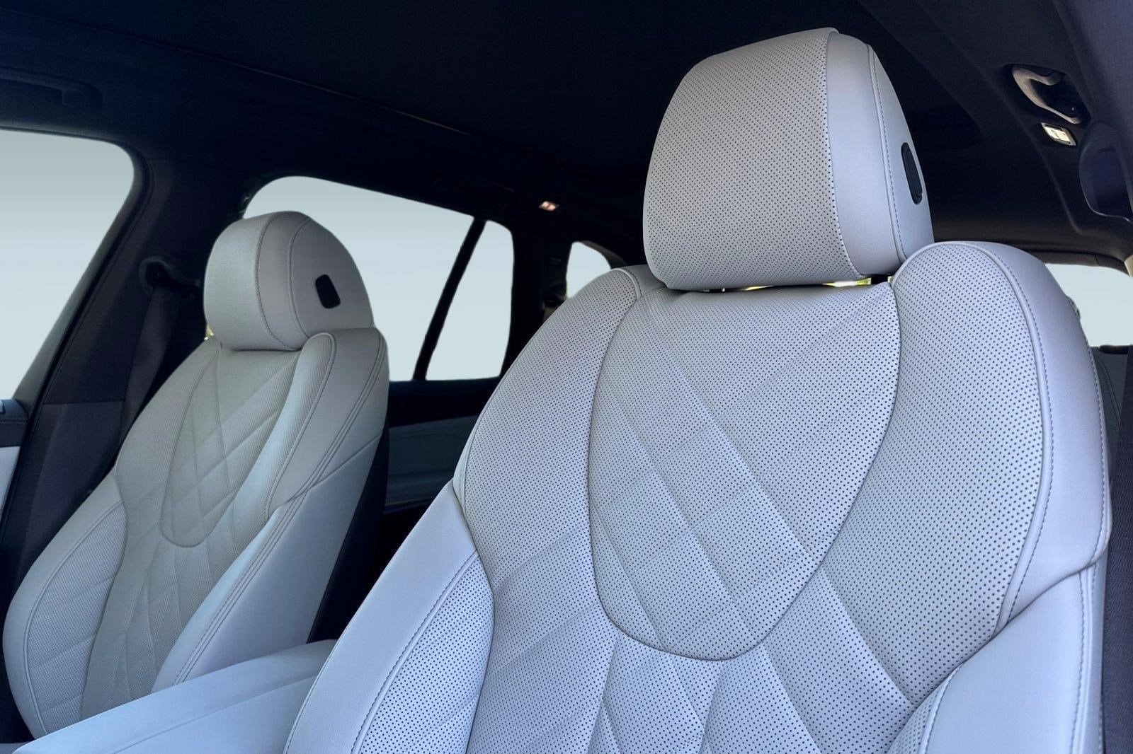 2026 BMW X5 40i - Photo 18