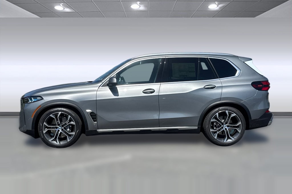 New 2026 BMW X5 xDrive40i SUV