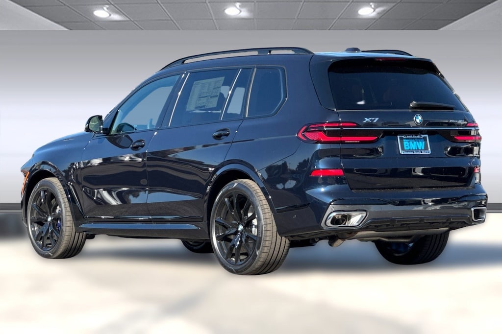 New 2026 BMW X7 xDrive40i SUV