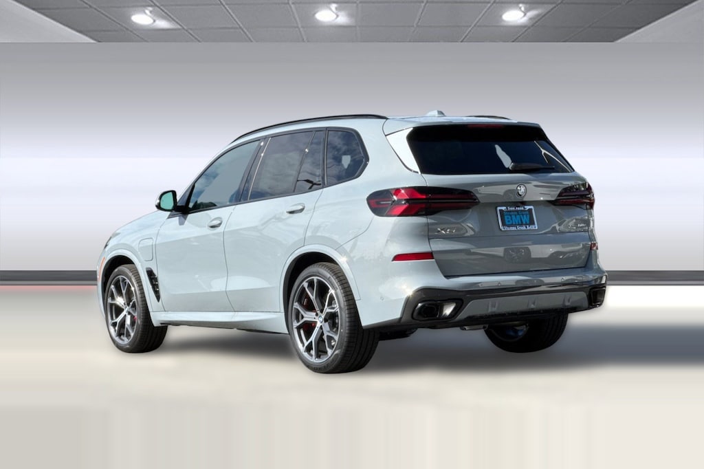 New 2026 BMW X5 PHEV xDrive50e SUV