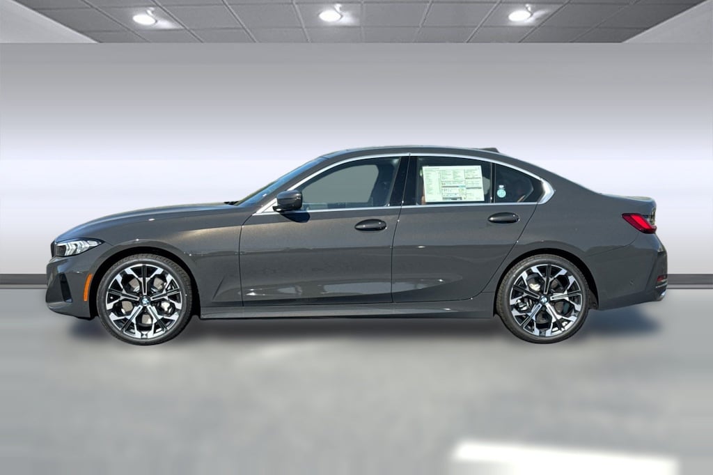 New 2026 BMW 330i Sedan