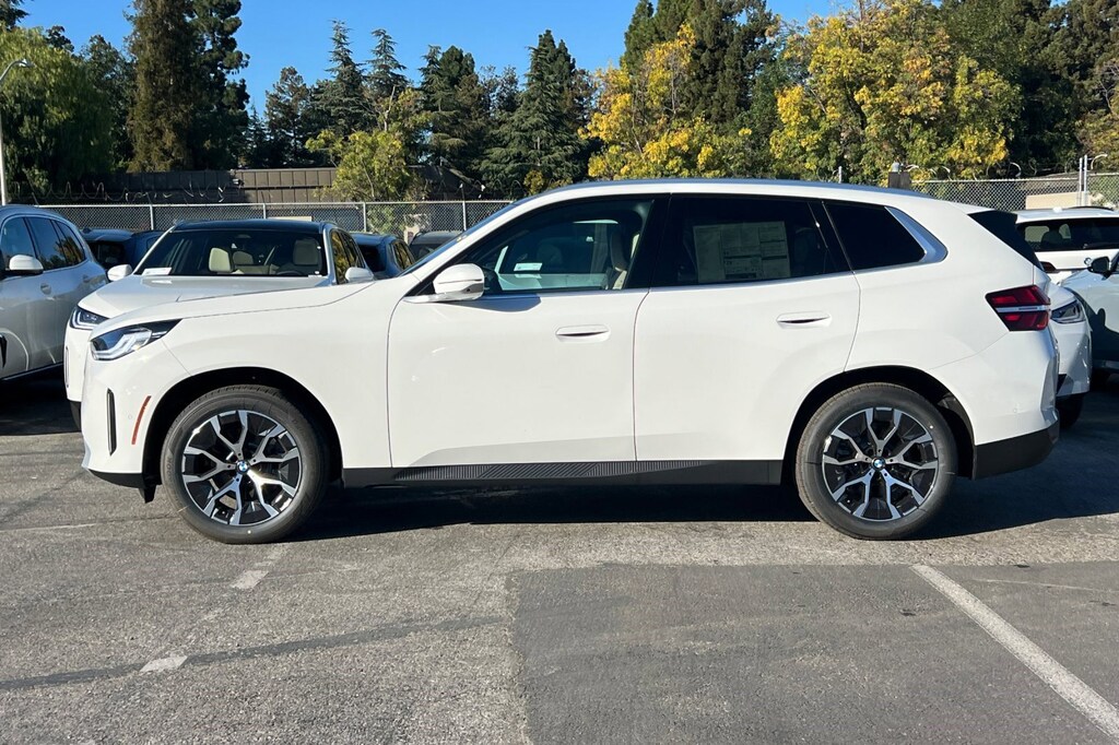 New 2026 BMW X3 30 xDrive SUV
