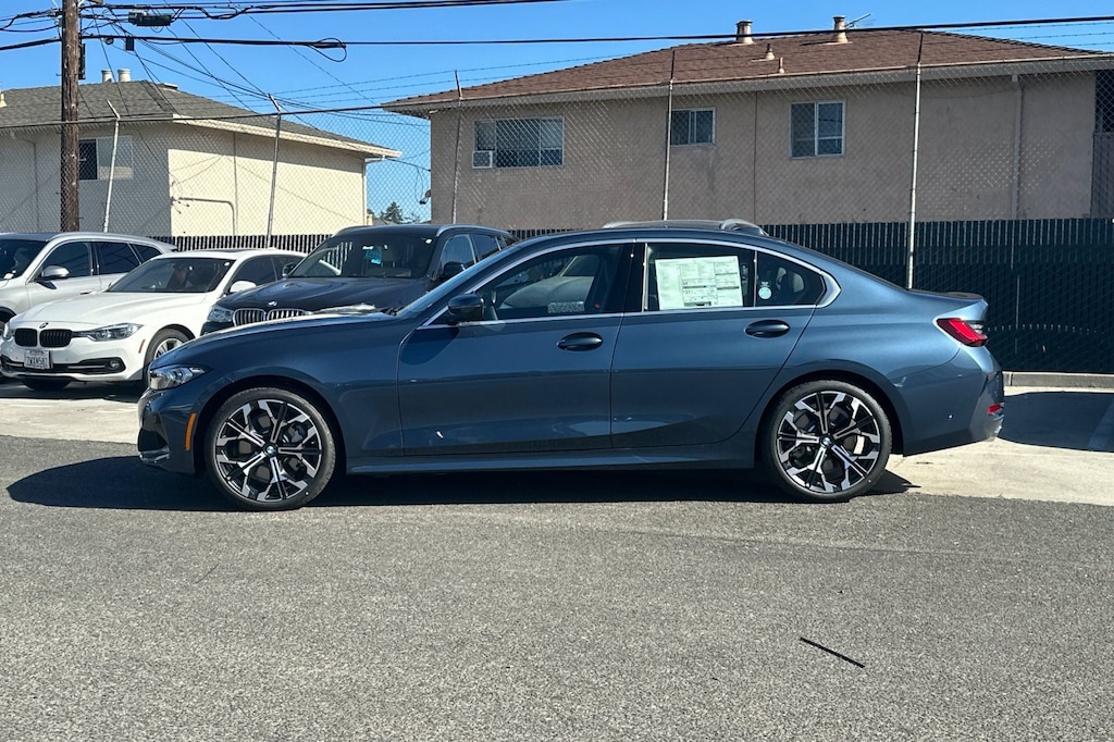 New 2026 BMW 330i Sedan