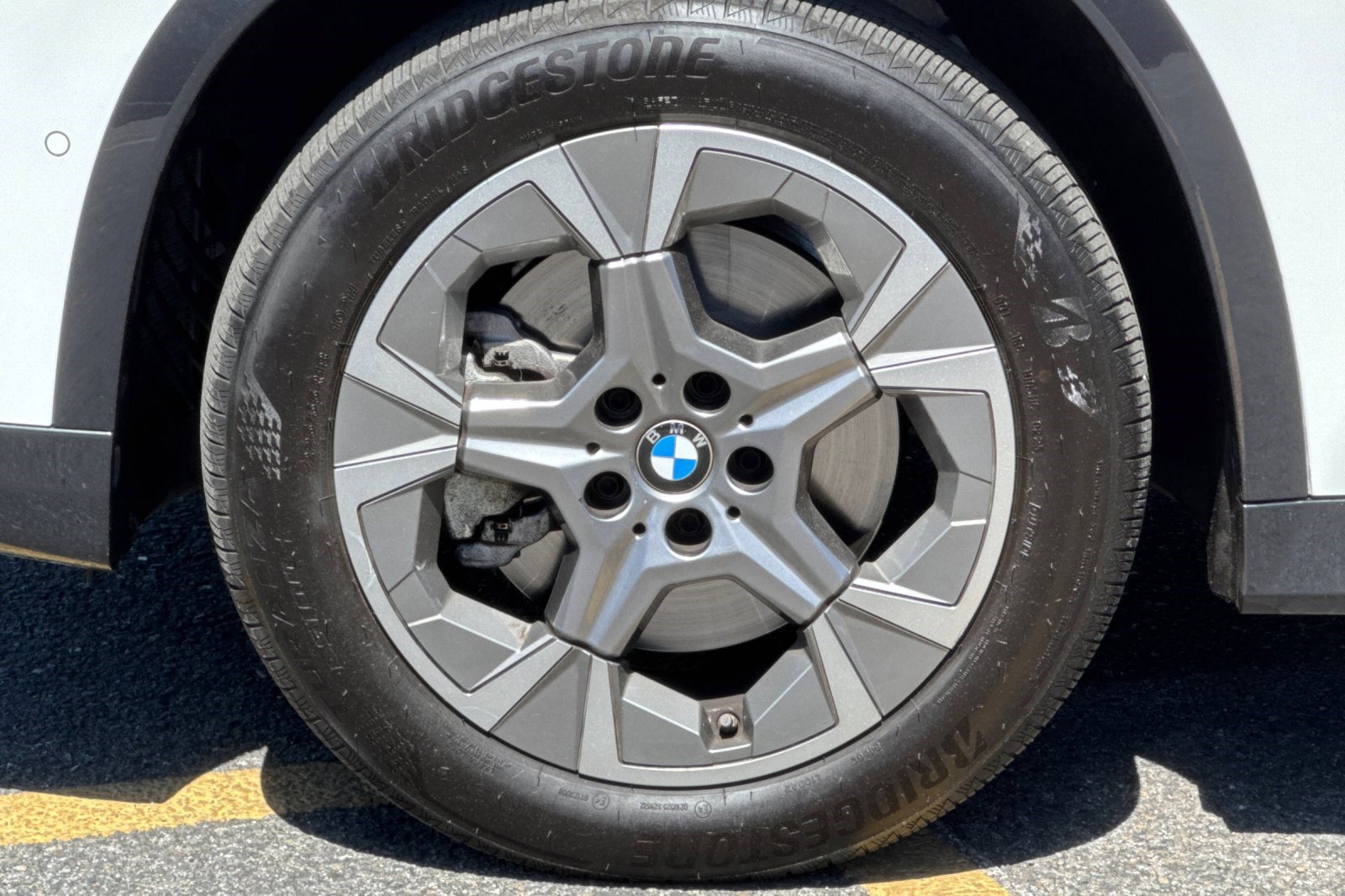 2025 BMW X1 28i - Photo 12