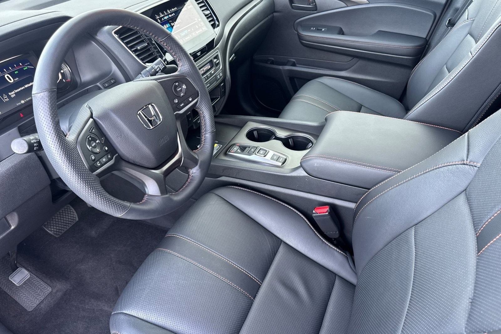 2024 Honda Passport TrailSport photo 4