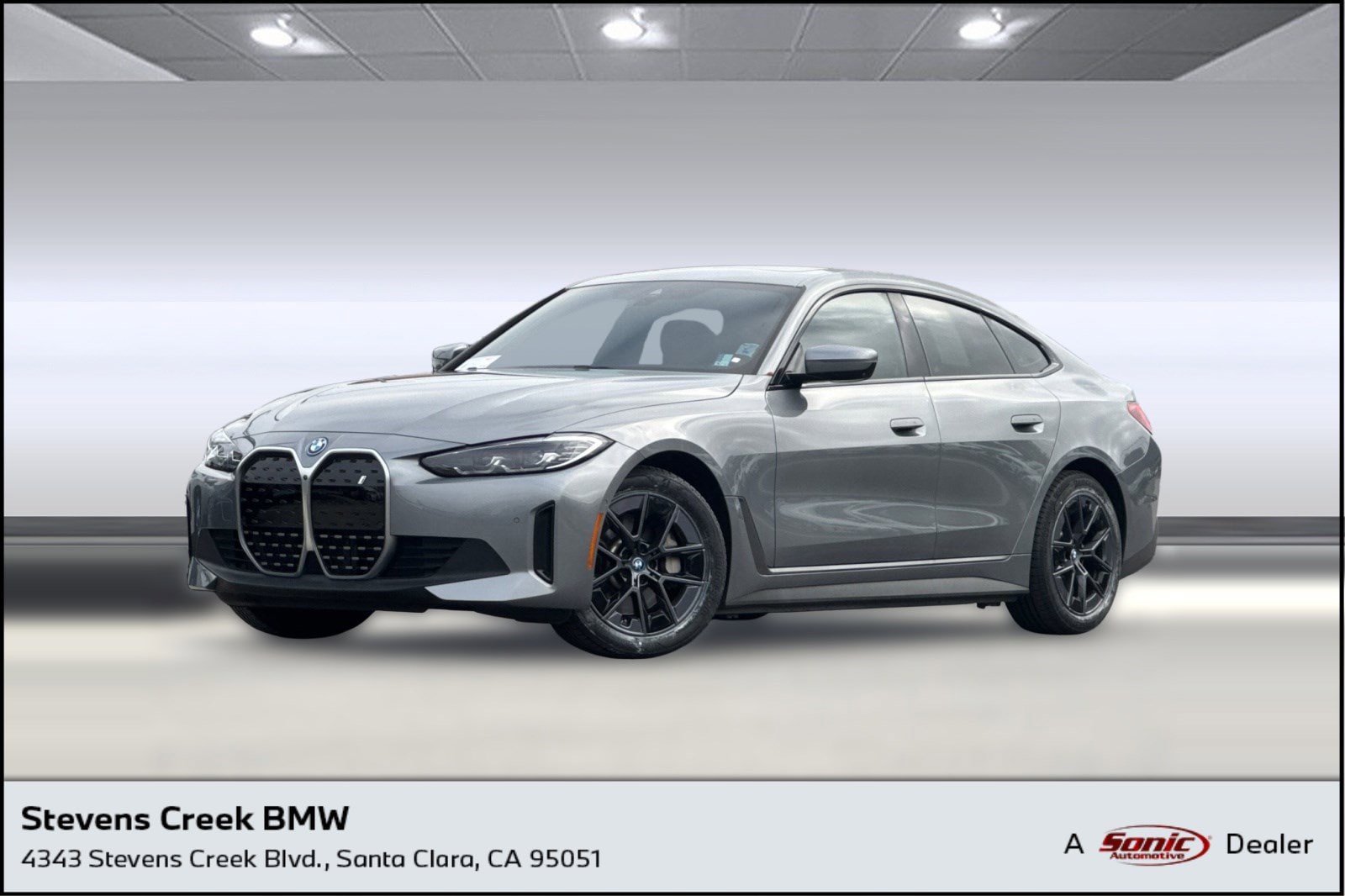 2023 BMW i4 M50's photo