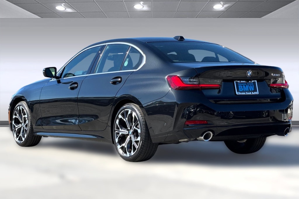 Used 2025 BMW 330i  Sedan
