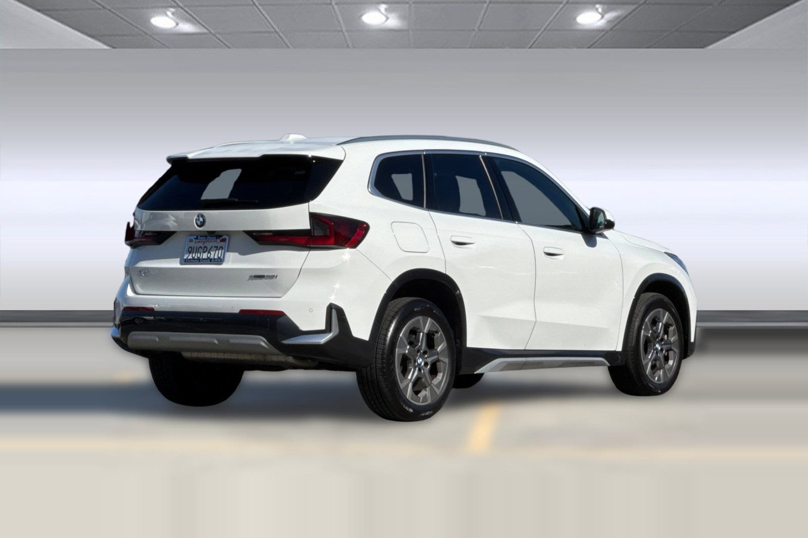 2025 BMW X1 28i - Photo 9