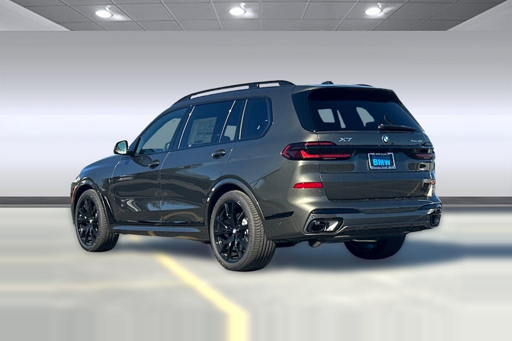 New 2026 BMW X7 xDrive40i SUV