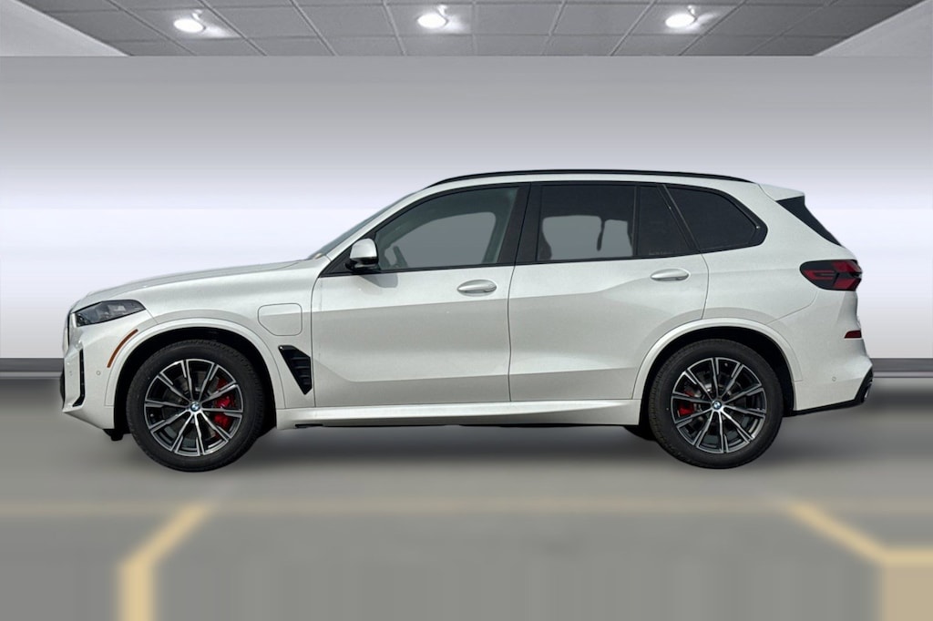 New 2026 BMW X5 PHEV xDrive50e SUV